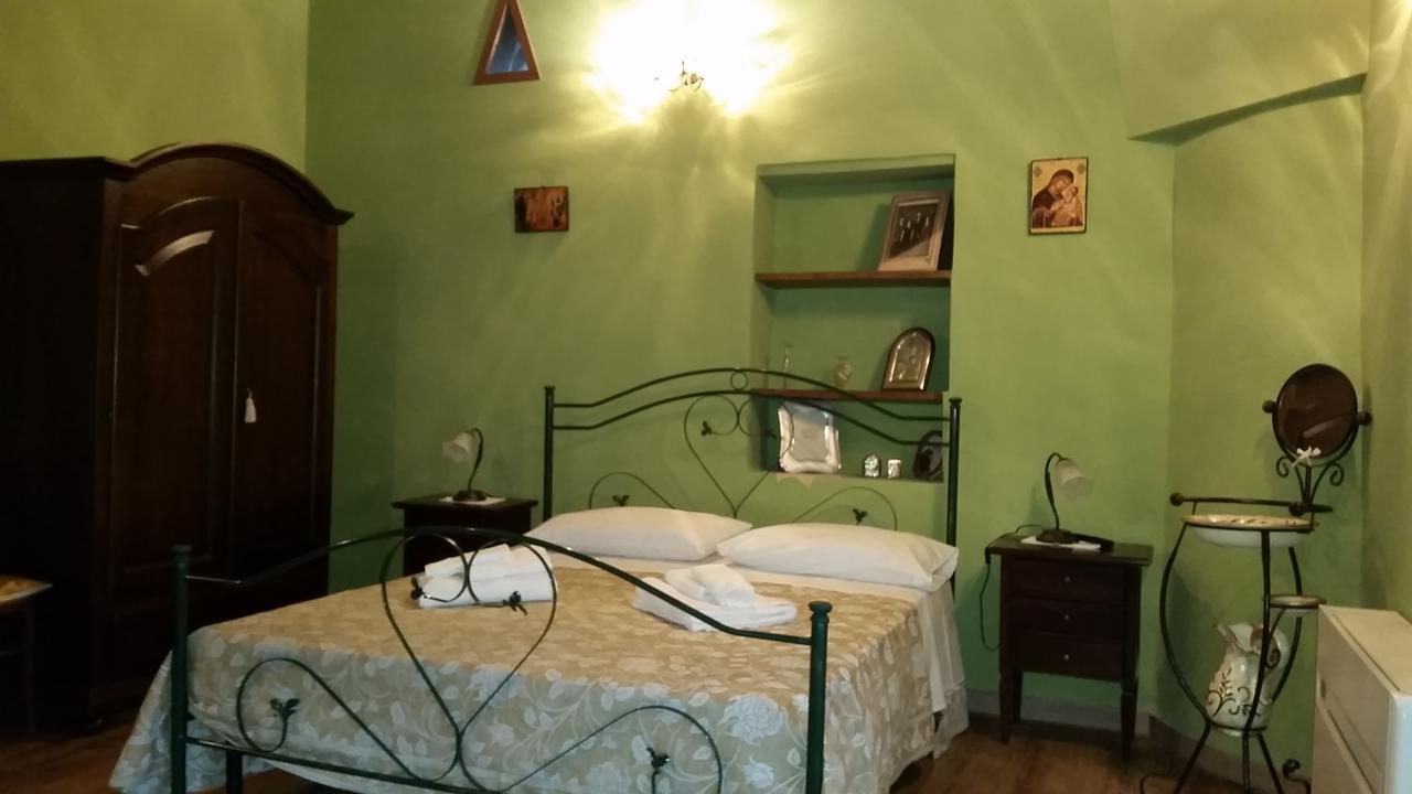 B&B Dhafna Civita Kamer foto