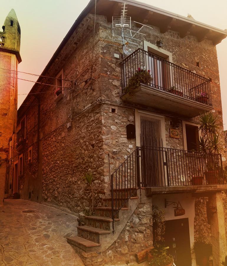 B&B Dhafna Civita Buitenkant foto